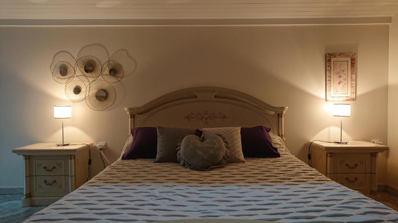 Bed and Breakfast Le Domaine Des Tuillieres Masleon Экстерьер фото